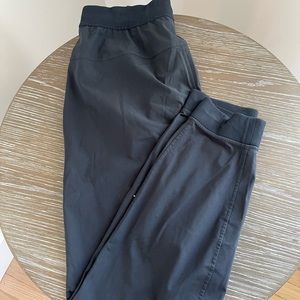 Lululemon Men’s Sweatpants - L